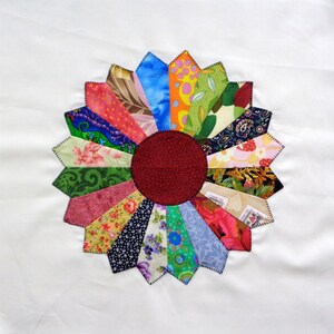 Dresden Plates Appliqued Quilt Blocks image 3