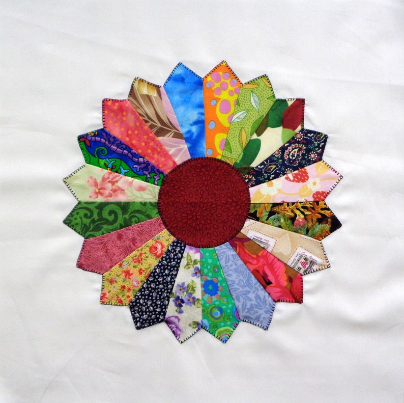 Dresden Plates Appliqued Quilt Blocks image 3