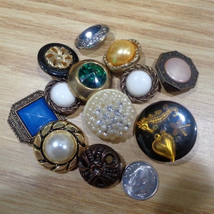 12 Fancy Buttons