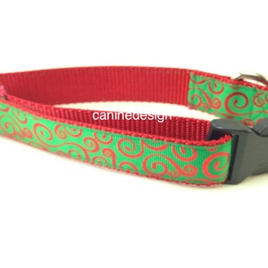 Christmas Dog Leash, Swirl on Green, 1 inch wide, 1 foot, 4 foot, or 6 foot image 3