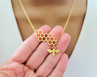 Gold Honey Comb Bee Necklace - Bee Necklace - Bumblebee Necklace - Honeycomb necklace - Bee Keeper gift - Bee Lover Necklace - Bee and Honey