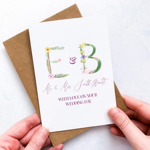 Carte de mariage initiales florales, Carte de mariage personnalisée, Pour une journée spéciale, Couple spécial, Cadeau pour le jour de son mariage, Carte de félicitations