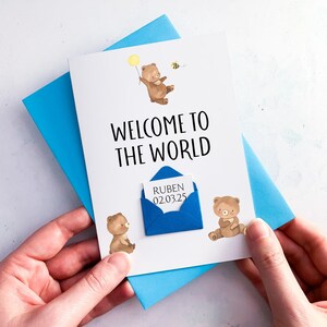 Carte de bienvenue dans le monde, carte de naissance, bébé garçon, petite fille, félicitations, pour une naissance, cadeau nouveau-né, souvenir, joli nounours, neutre