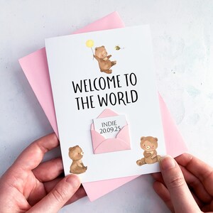 Carte de bienvenue dans le monde, carte de naissance, bébé garçon, petite fille, félicitations, pour une naissance, cadeau nouveau-né, souvenir, joli nounours, neutre