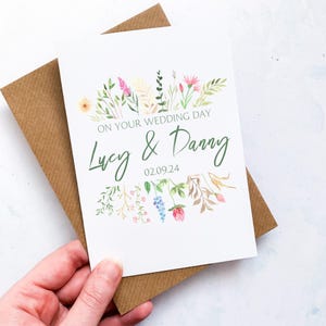 Initiales florales et carte de mariage, carte de mariage personnalisée, pour votre journée spéciale, couple spécial, cadeau de mariage, carte de félicitations