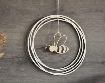 Wooden loop for self-design with optional bee or butterfly, DIY decorative ring made of wood, window decoration, wall decoration, door wreath