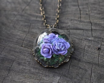 Medium Purple Globe Terrarium Rose Necklace