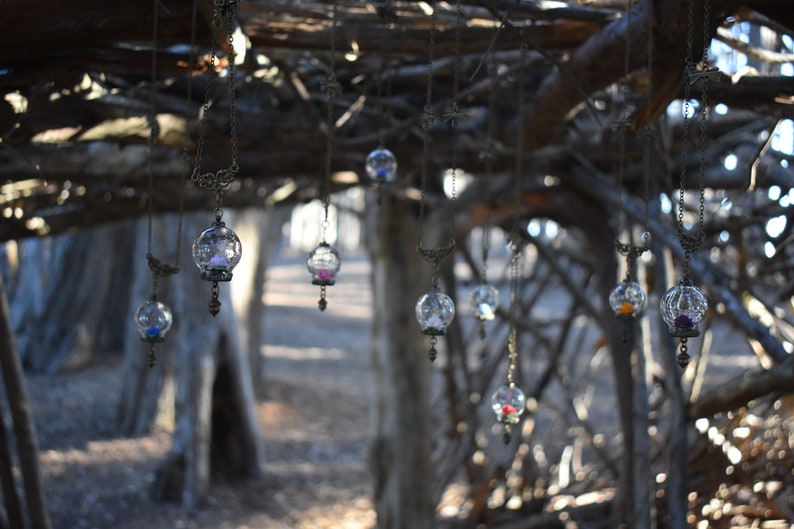 Medium Purple Globe Terrarium Rose Necklace