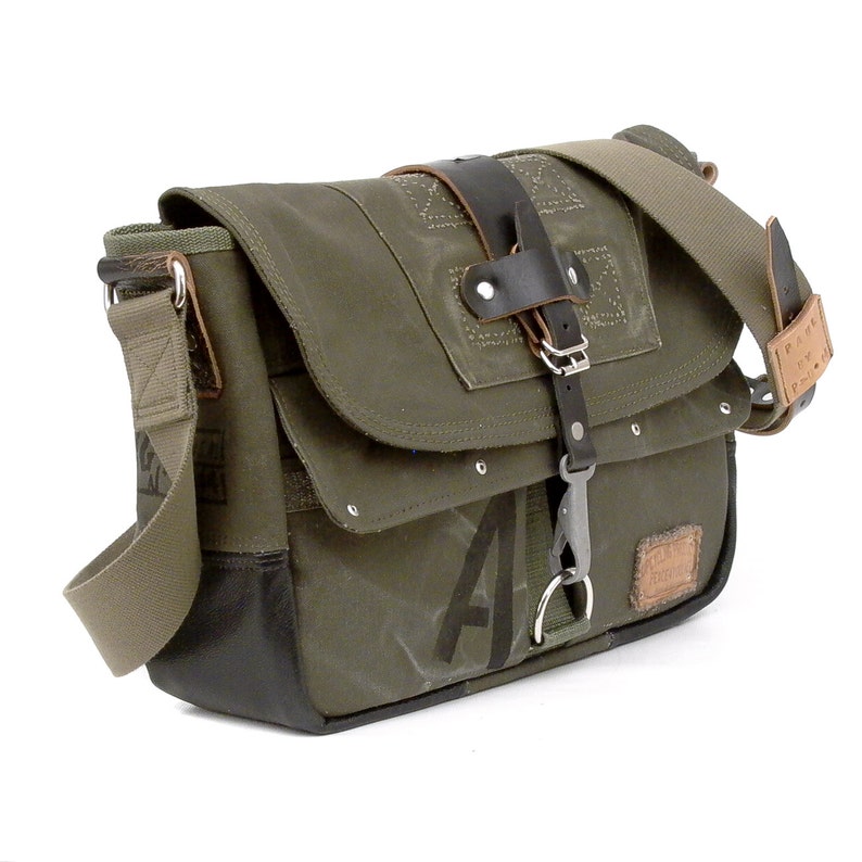 Olive Canvas Messenger Crossbody Bag Recycled German Army Etsy België