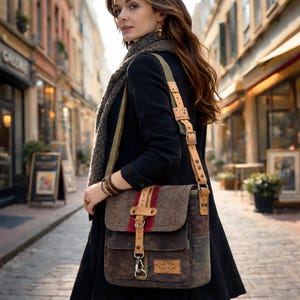 Handmade Upcycled Canvas Messenger Bag: Swiss Army Blanket Crossbody Bag 2161