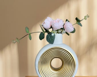 Minimalist Concrete Bud Vase – Handmade Scandinavian Flower Pot for Modern Home Decor, Dry Flowers, Unique Shelf or Table Gift