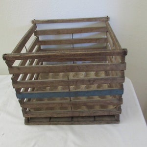 Wood Egg Crate Chicken Farmer Shipping Slatted Box with Layer Divider