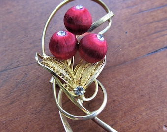 Brooch Gold Filigree Leaves Vintage with 3 Red Spun Thread  Berries