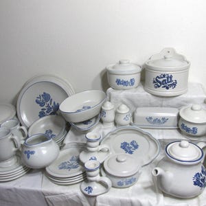 Pfaltzgraff Yorktowne Choice of Vintage Pieces