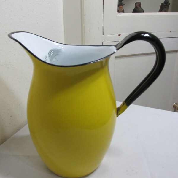 Enamel Pitcher Primitive Vintage Yellow with Black Handle and Ice Catcher