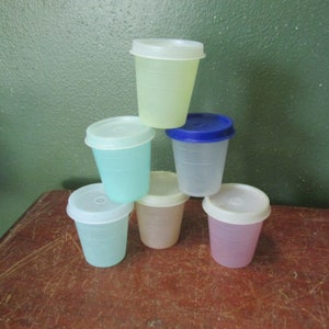 Vintage Tupperware Midget Tiny Medication Cups 4789A 101 Container 2oz  Plastic Cups Salad Dressing, Carry Along Pastel or Red & Clear -   Finland