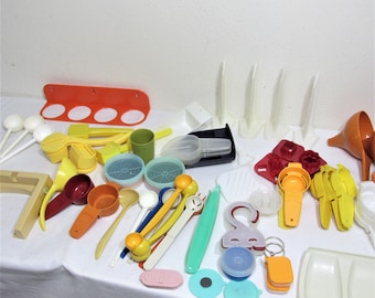 Tupperware Gadgets Choice Vintage Different Useful Kitchen Items