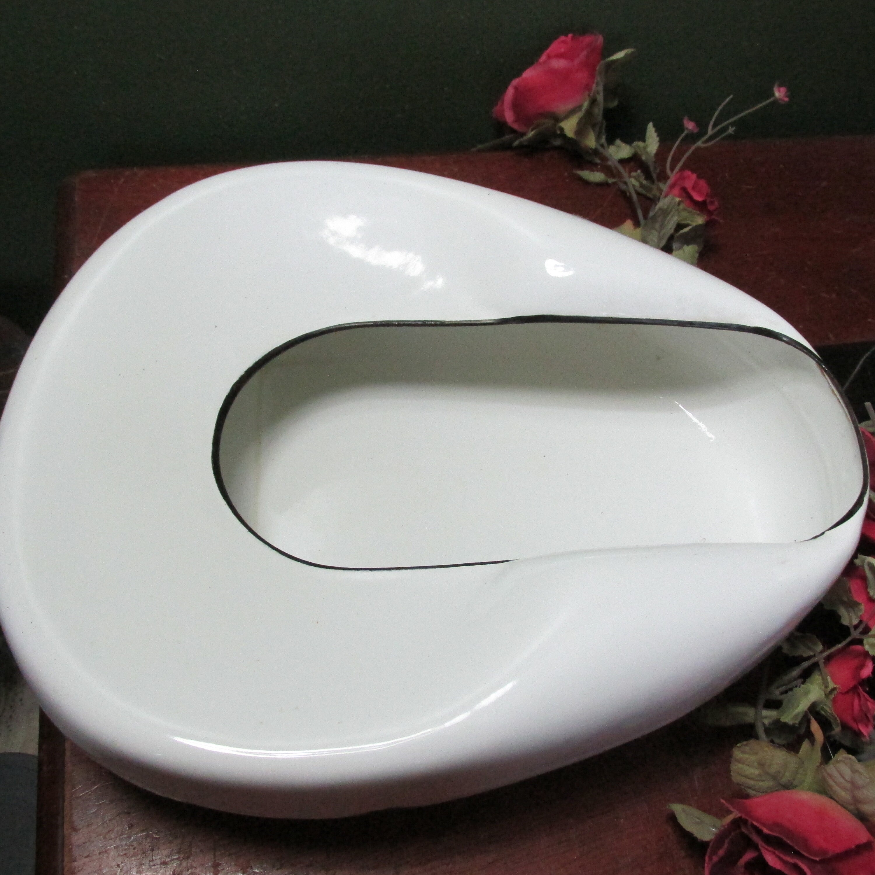 Enamel Bedpan Vintage Bathroom Decor Planter Gag Gift Etsy