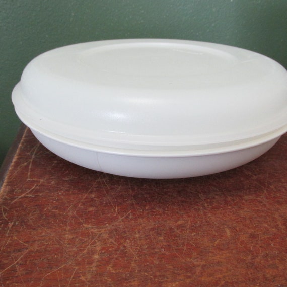 Tupperware Serving Center Small Vintage Relish Tray Almond Storage