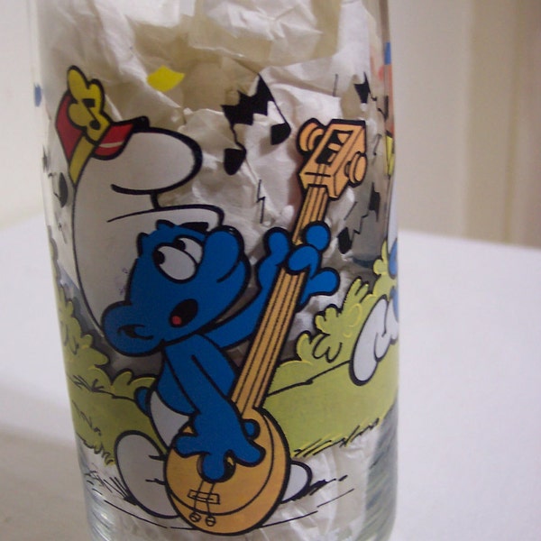 Smurf Glass Harmony Smurf 1983 Peyo Glass Cartoon Character