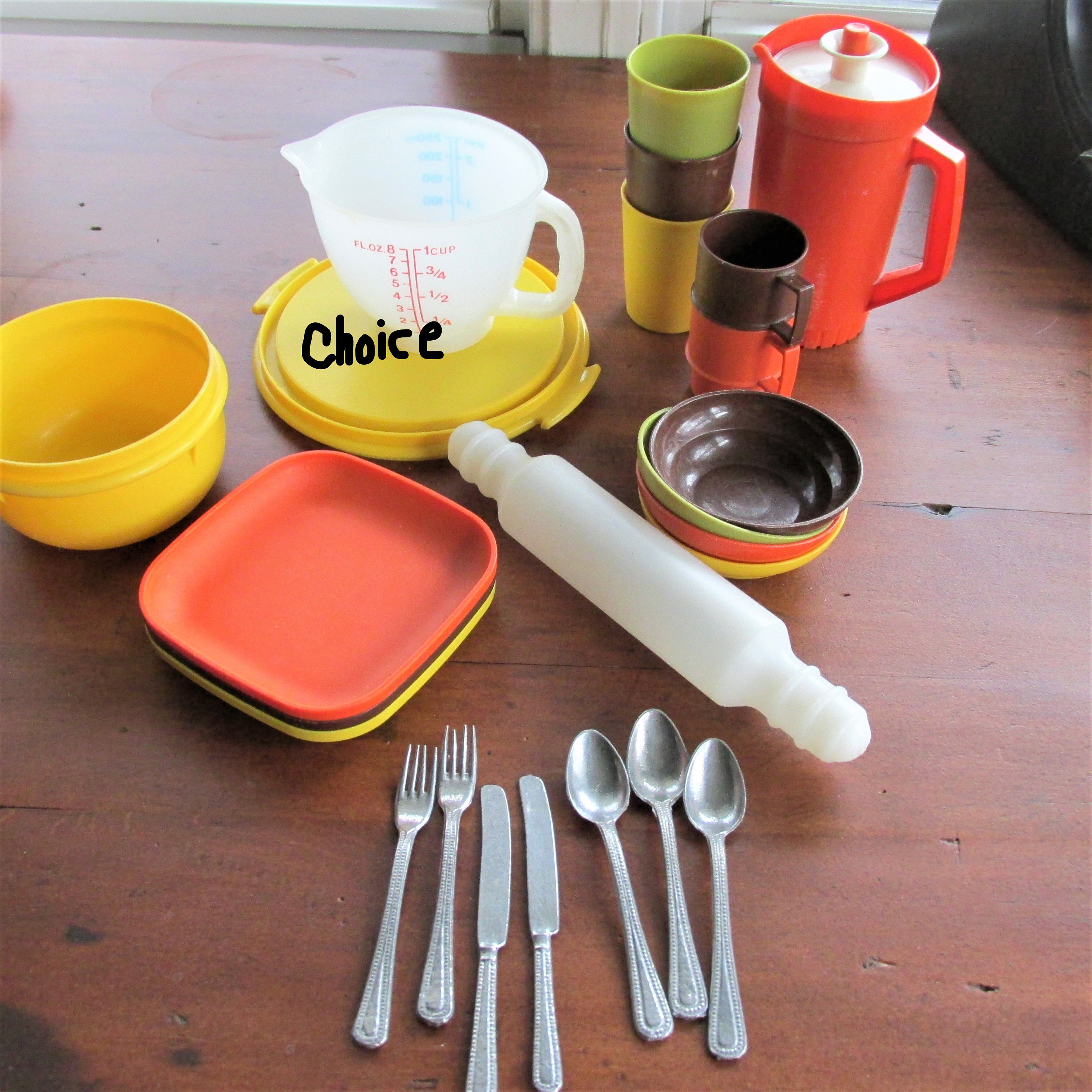 Vintage Assorted Tupperware Measuring Tools Cups Spoons Tangerine Orange /  Banana Yellow Sold Individually Retro Kitchen Replacements Cook 