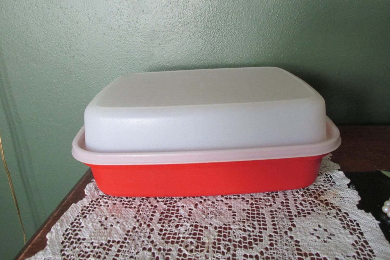 Vintage Large Tupperware Meat Keeper Marinade Storage Container Paprika Red  Color W/ Lid 12 X 10.25 