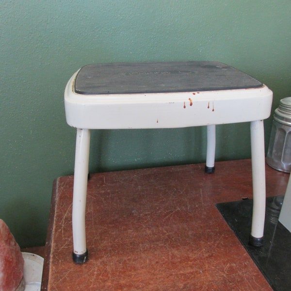 Cosco Step Stool Vintage Metal White Solid Sturdy Rubber Mat