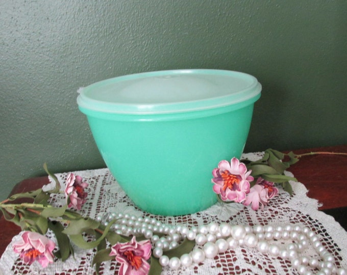 Tupperware Lettuce Keeper With Spike Insert Etsy