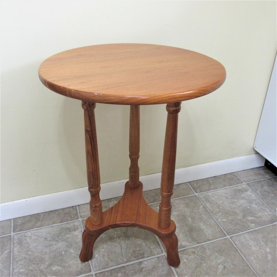 Pedestal End Table Vintage 23 Inch High Wood Fern Plant Stand Etsy