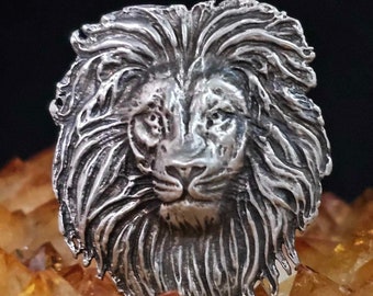 Lion Collectible Pewter Pin