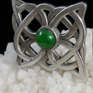 Celtic Knot Brooch with Green Cachabon image 5