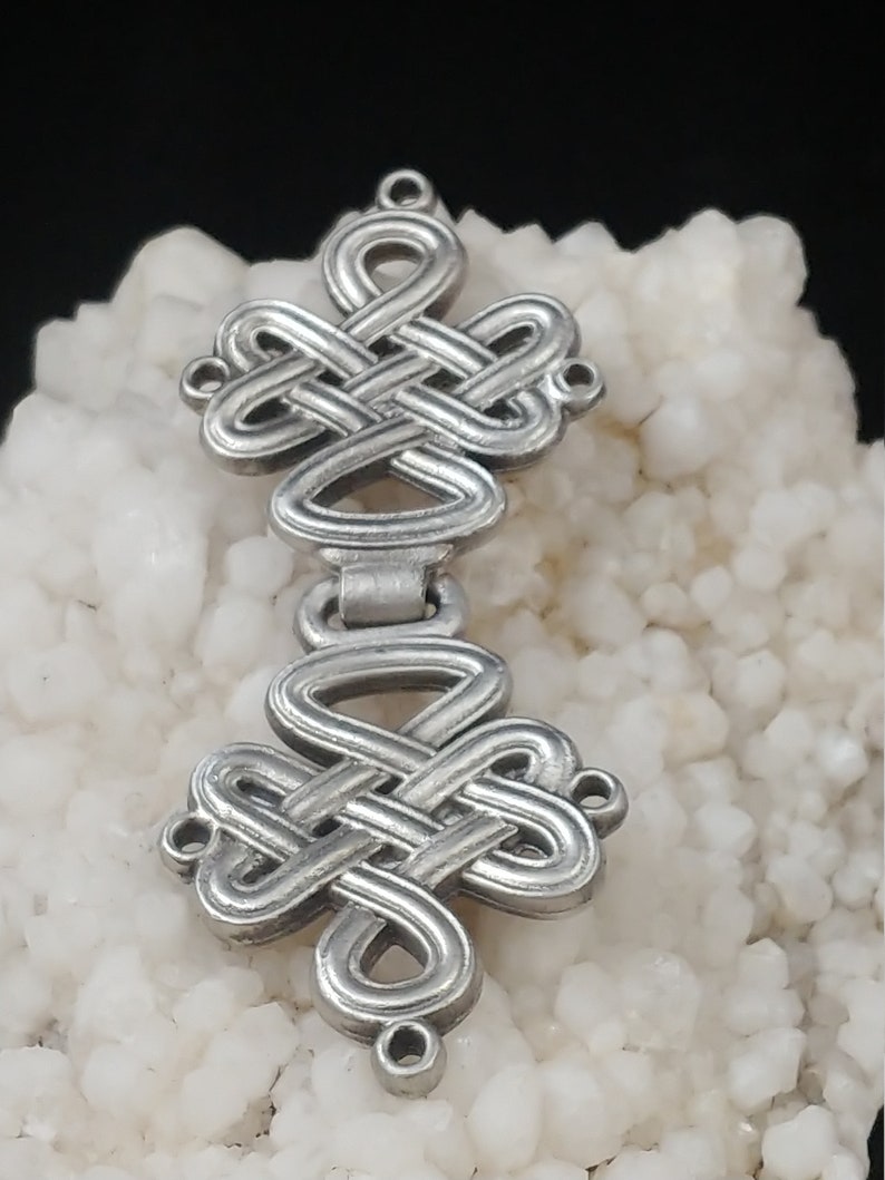 Celtic Knot Cloak Clasp-Sew to your favorite garment image 3