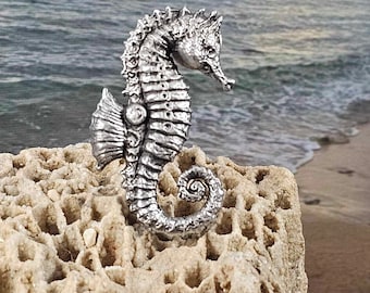 Seahorse Pewter Pin hand-cast with locking pin caps