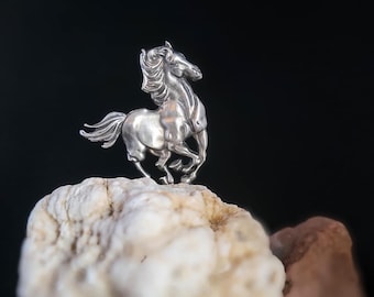 Horse - Wild Heart Pewter Brooch