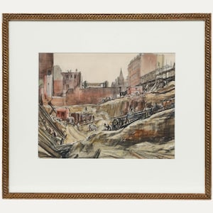Könnte beinhalten: Aquarellmalerei einer Stadtbaustelle, gerahmt in einem goldfarbenen, verzierten Rahmen. Das Kunstwerk zeigt eine geschäftige Szene mit Gebäuden, Arbeitern und Maschinen. Die Farbpalette umfasst Brauntöne, Rot und Beige und erzeugt eine Vintage-Ästhetik.