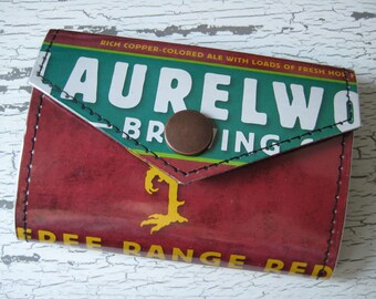 Laurelwood Free Range Red Small Snap Wallet