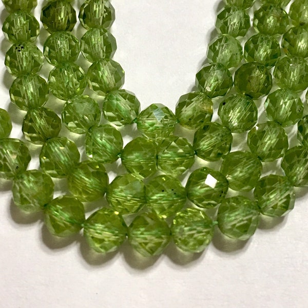 Peridot faceted round beads 4mm