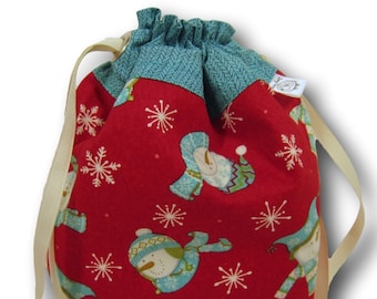 Snowmen in Knitwear - A One Skein Holiday Project Bag for Knitting or Crochet
