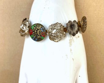 ◆VINTAGE HOLLYWOOD◆ Oxalis Flower String Bracelet VH2336BR A Beautiful Selection of Vintage/antique Flower in the