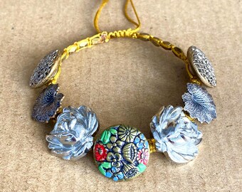 A Beautiful Selection of Vintage/antique Flower in the
