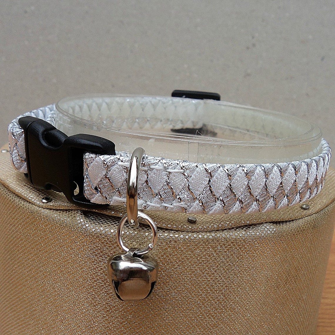 White Cat Collar With Silver Accents Breakaway Etsy