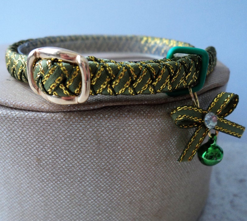 Kitten Collar Green with hints of Gold image 2