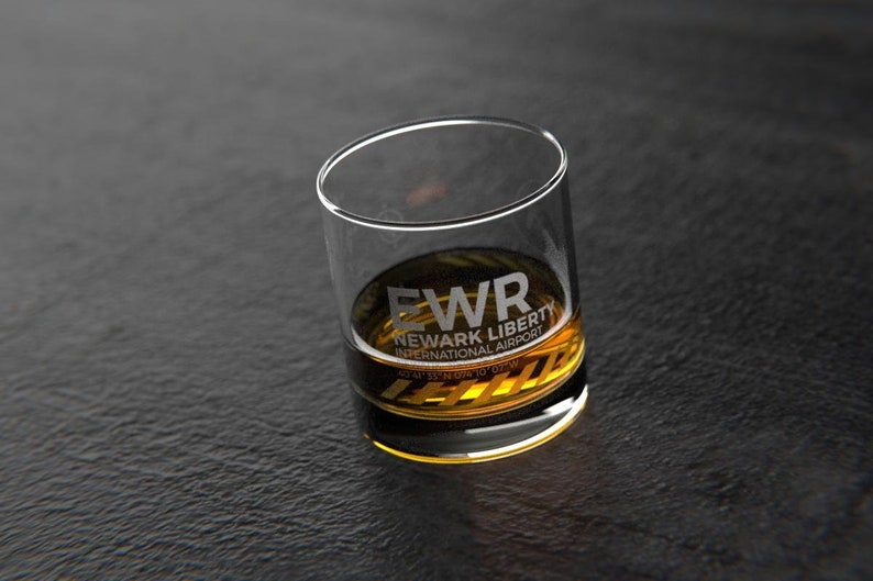 NewarkNew York EWR Airport Rocks Glass