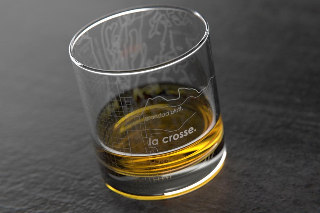 La Crosse, WI City Map Rocks Glass Engraved Whiskey Glass 11oz Etched