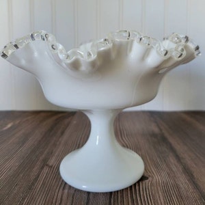 Fenton Silver Crest Weiß Milchglas Rüschen Sockel Kompott Schüssel