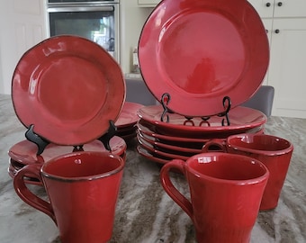 Crate and Barrel Carmen Red Rustic Freeform Dinnerware