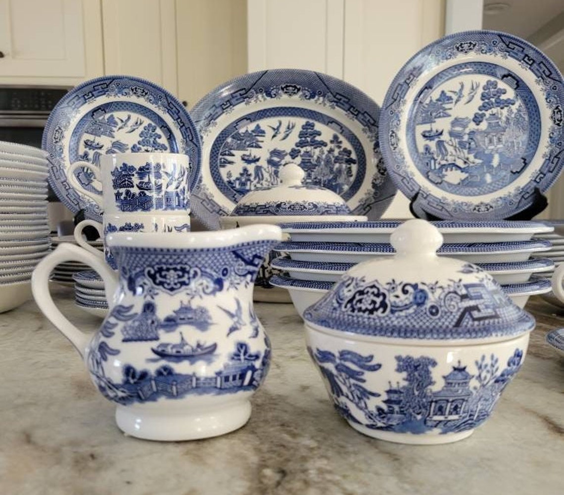 Blue Willow Churchill China Cream Jug, Made In England By - View #11