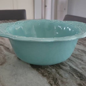 Large Pfaltzgraff Salad Serving Bowl - 15&quot;