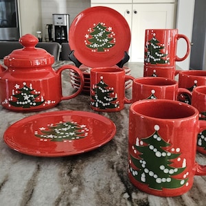 Classic Waechtersbach Red Christmas Tree, West Germany