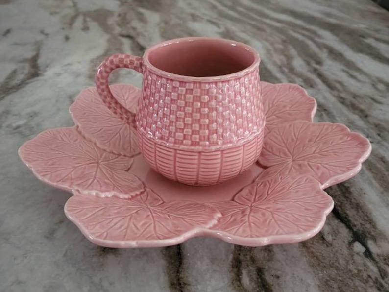 VIntage Pink Bordallo Pinheiro Geranium Plates and Celebration Mugs image 2